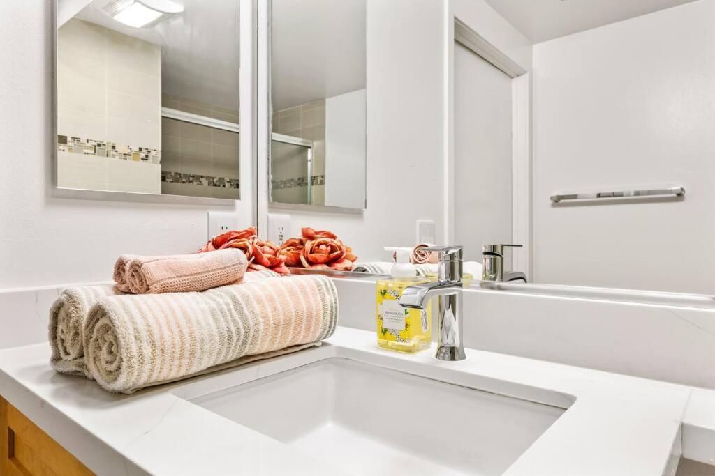Amazing In Sm Promenade! Free Parking! Apartamento *
