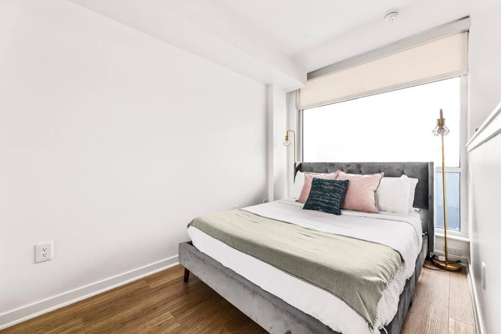 Apartamento Amazing In Sm Promenade! Free Parking! Los Ángeles